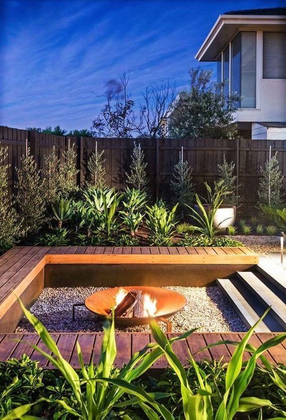 طراحی باغچه حیاط منزل01